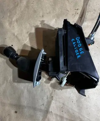Dodge Caliber Gear shifter/selector 05062112AC 90787C 081620079047