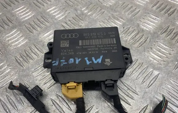 Audi A4 S4 B8 8K Parking PDC control unit/module 8K0919475Q