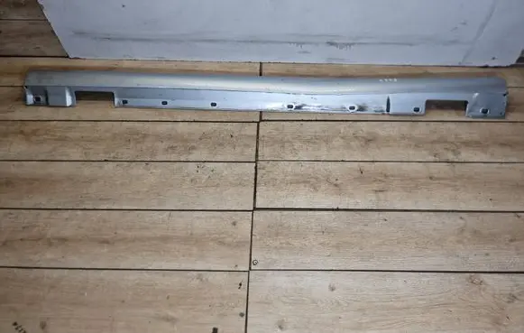 Mercedes-Benz C W204 Sill A2046981354