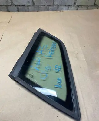 Audi A3 S3 8L Rear side window 43R00021 DOT32M13AS2