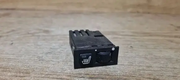 BMW 7 E38 Seat heating switch 61318352259