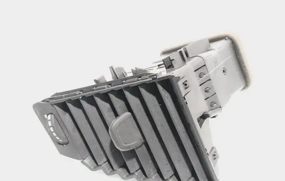 Opel Astra K Dash center air vent grill 13406755