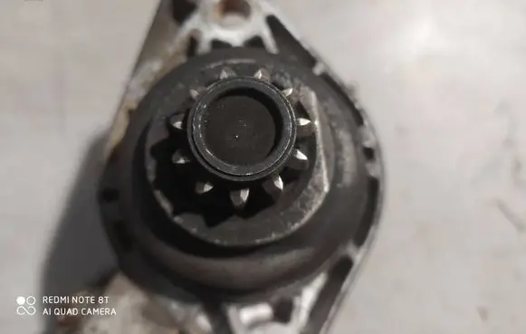 Volkswagen Golf V Starter motor 02Z911023H