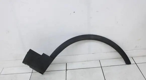 Ford Kuga I Front arch trim 8V41-S16D238-A