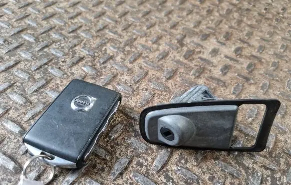 Volvo XC60 Ignition key/card 32256953 31349905