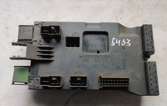Volkswagen II LT Fuse module 0005400650 08501002 0005400662