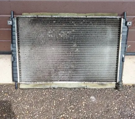 Ford Mondeo Mk III Coolant radiator 1S7H8005AD 0114AA UK007EB2006