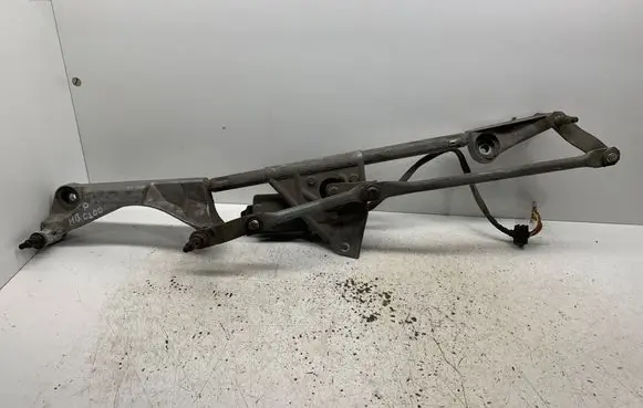 Mercedes-Benz C W203 Front wiper linkage and motor A2038200342 A2038240305 404518