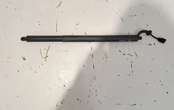 BMW 2 F46 Tailgate/trunk strut/damper 7365979 2696591