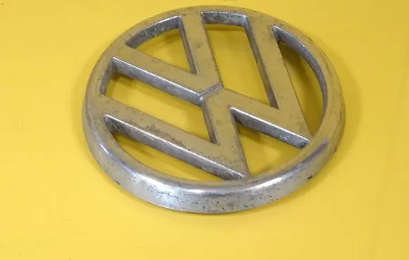 Volkswagen Polo II 86C 2F Manufacturer badge logo/emblem 861853605A