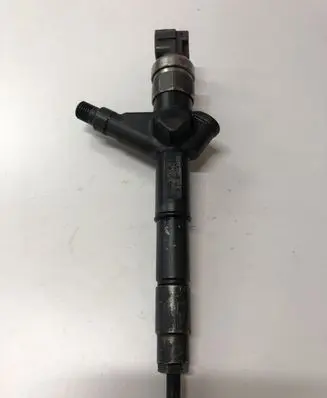 Nissan Primera Fuel injector 16600BN820