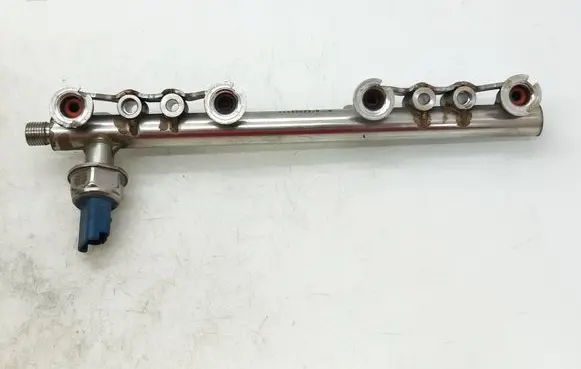 Nissan Qashqai Fuel main line pipe 175226637R 1630210004