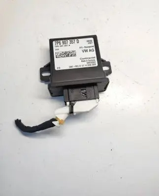 Volkswagen Golf VII Light module LCM 7P6907357A 5WK50563 7P6907357D