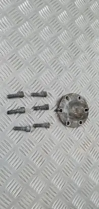 Isuzu D-Max Hub lock 