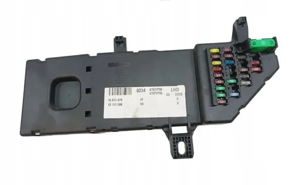 Opel Signum Fuse box set 13193588