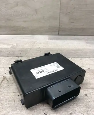 Audi A6 C7 Voltage converter/converter module 8K0959663F 8K0959663
