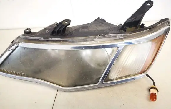 Mitsubishi Outlander Headlight/headlamp