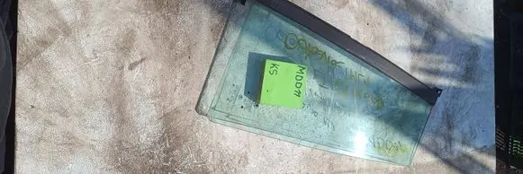 Skoda Octavia Mk1 (1U) Rear door window glass 1212123