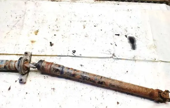 Subaru Outback Drive shaft (set)