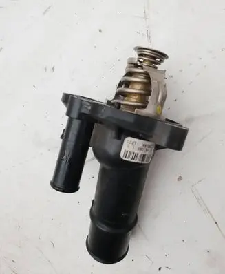 Ford Focus ST Thermostat/thermostat housing Cj5eaalf70 61606912