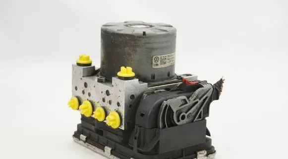 Volkswagen Transporter - Caravelle T5 ABS Pump 7E0614517M 7E0907379P