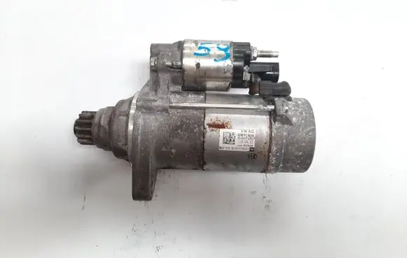 Volkswagen Golf VII Starter motor 02M911024B