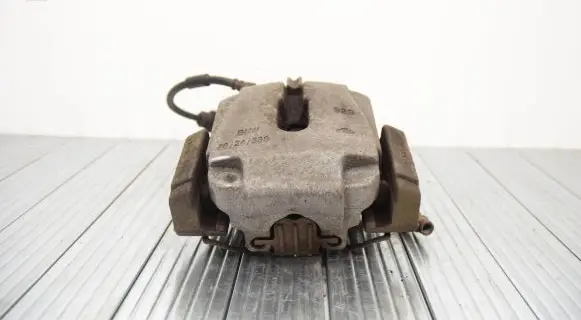BMW 5 F10 F11 Front brake caliper 6024330