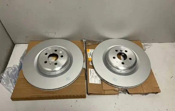 BMW 8 G14 Rear brake disc 6871258