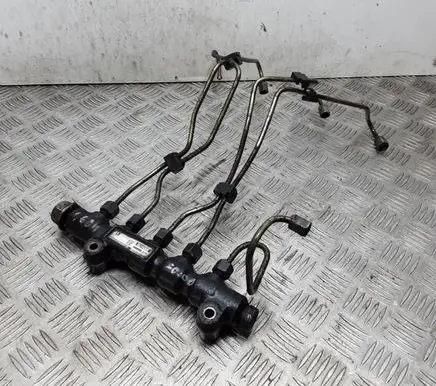 Ford Focus Fuel main line pipe 9694592680