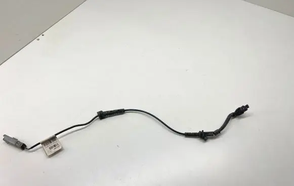 Peugeot 3008 II ABS brake wheel speed sensor 9825606280 42957001 8138