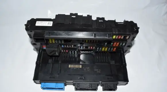 BMW 7 F01 F02 F03 F04 Fuse module 9151320