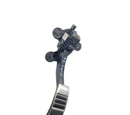 Ford Mustang V Accelerator throttle pedal BR3A9F836AE