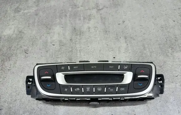 Renault Megane III Climate control/heater control trim 275103596R