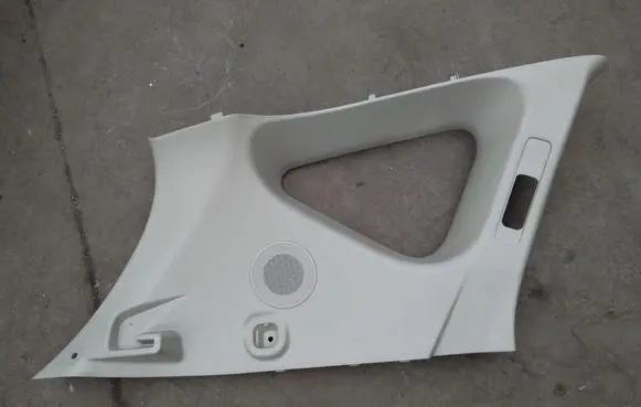 Nissan Murano Z51 Rear side glass trim 