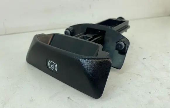 Mercedes-Benz C W204 Hand brake release handle A2044200177