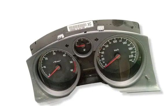 Opel Astra H Speedometer (instrument cluster) 13308983