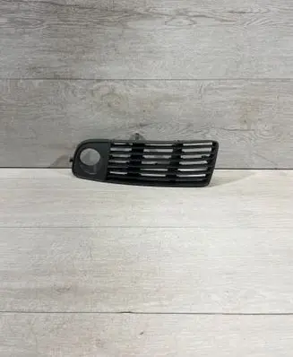 Front bumper lower grill