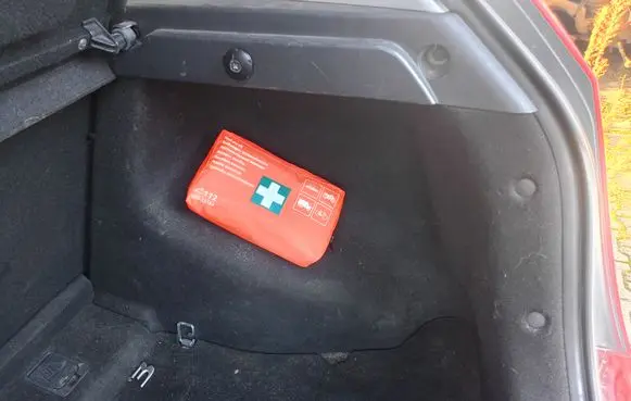 Hyundai i30 Trunk/boot side trim panel 