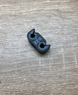 Volkswagen Touareg I Other exterior part 1J0611797
