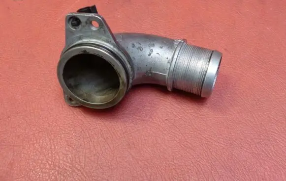 Opel Zafira B Air intake hose/pipe 55353003