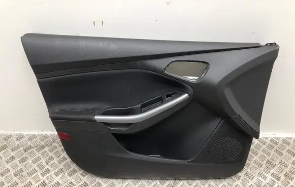 Ford Focus Front door card panel trim