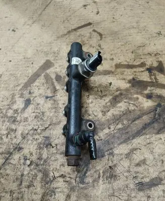 Ford Mondeo MK V Fuel main line pipe 9674300080 9663305480 94675G01