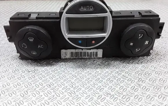 Renault Scenic II - Grand scenic II Climate control unit 8200344842
