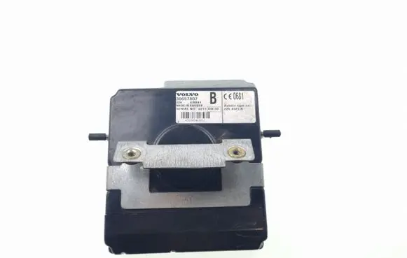 Volvo XC90 GPS navigation control unit/module 30657807