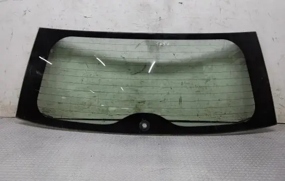 Ford Fiesta Rear windscreen/windshield window 