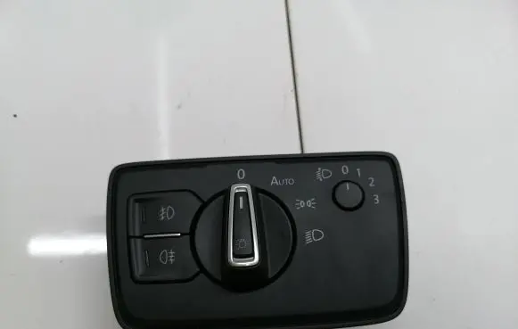Volkswagen PASSAT B8 Light switch 3G0941633