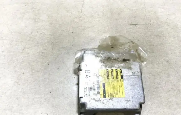 Toyota Avensis T250 Airbag control unit/module 8917005120 89170-05120