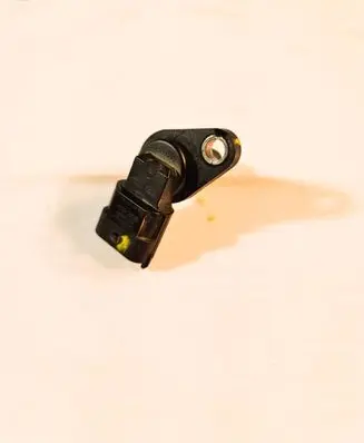 Hyundai Tucson TL Camshaft speed sensor 393502B030