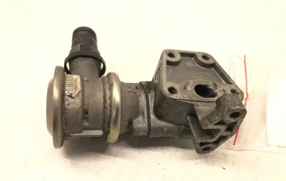 Seat Leon (1P) EGR valve 06A131166E