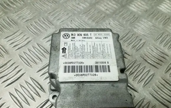 Skoda Octavia Mk2 (1Z) Airbag control unit/module 1K0909605T